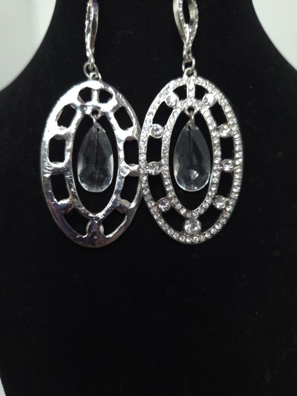 Large Rhinestone Silver-Tone Dangle Pierced Earrings - Picture 4 of 4